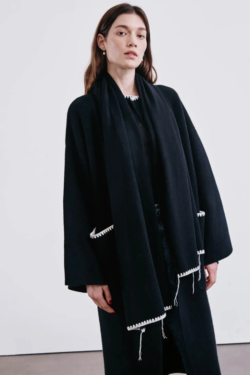 Blanket Stitch Scarf Black