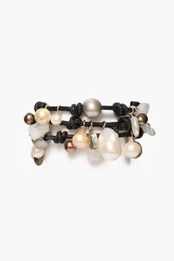 Lea Leather Three Wrap Bracelet Black