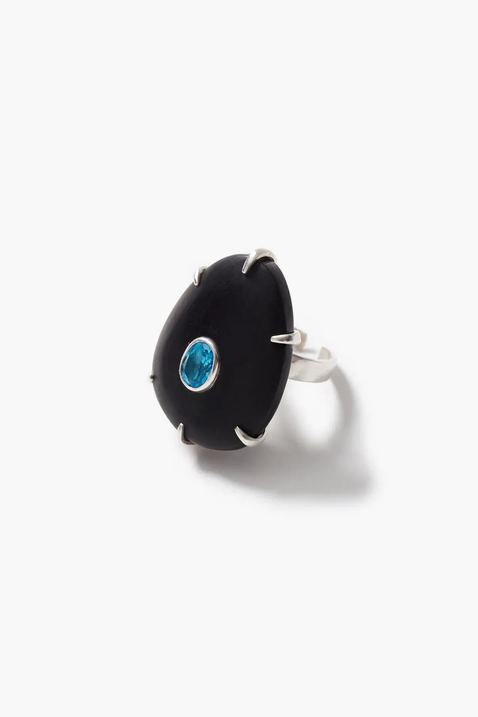 Pebble Ring Blue Topaz