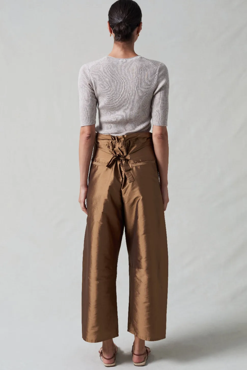 Techno Taffeta Barrel Pant Bronze